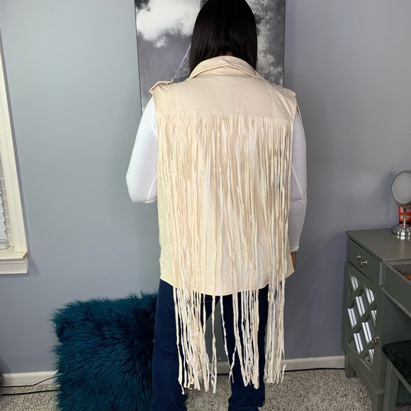 PU Fringe Vest - Picture 6 of 8